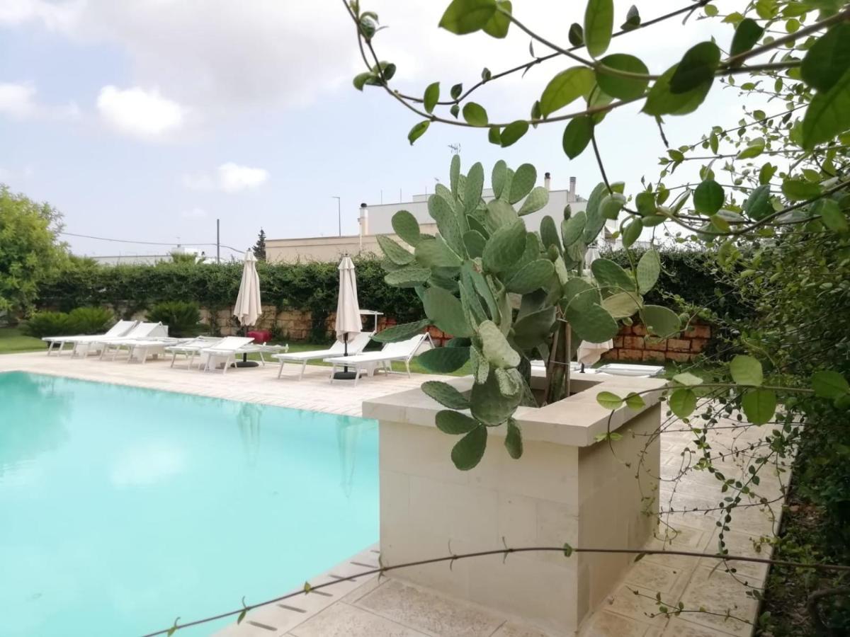 Il Giardino Del Tiglio Uggiano La Chiesa Exterior foto