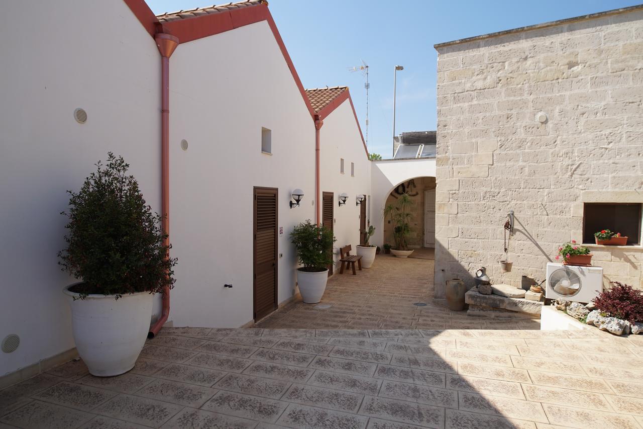 Il Giardino Del Tiglio Uggiano La Chiesa Exterior foto